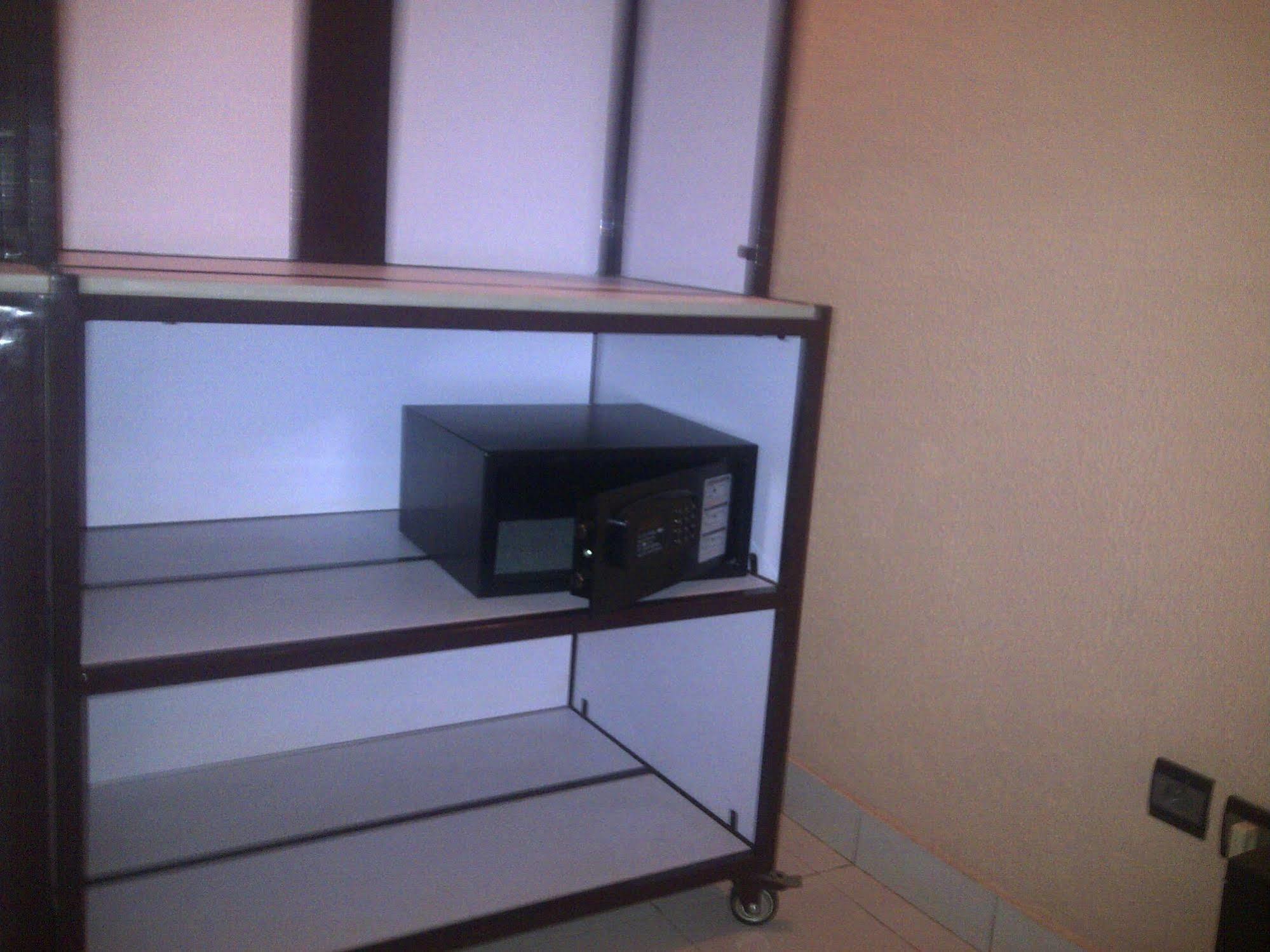 Hotel Palm Beach Ouagadougou Luaran gambar